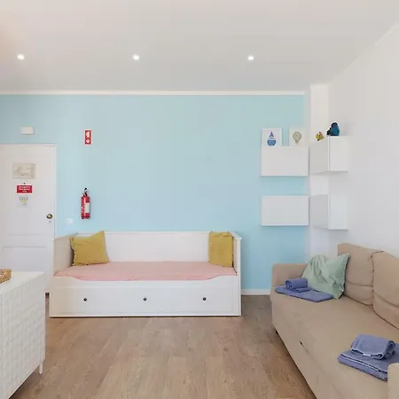 Pe Na * 阿尔布费拉