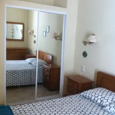Apartamento Pé Na *