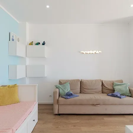 Apartamento Pé Na *